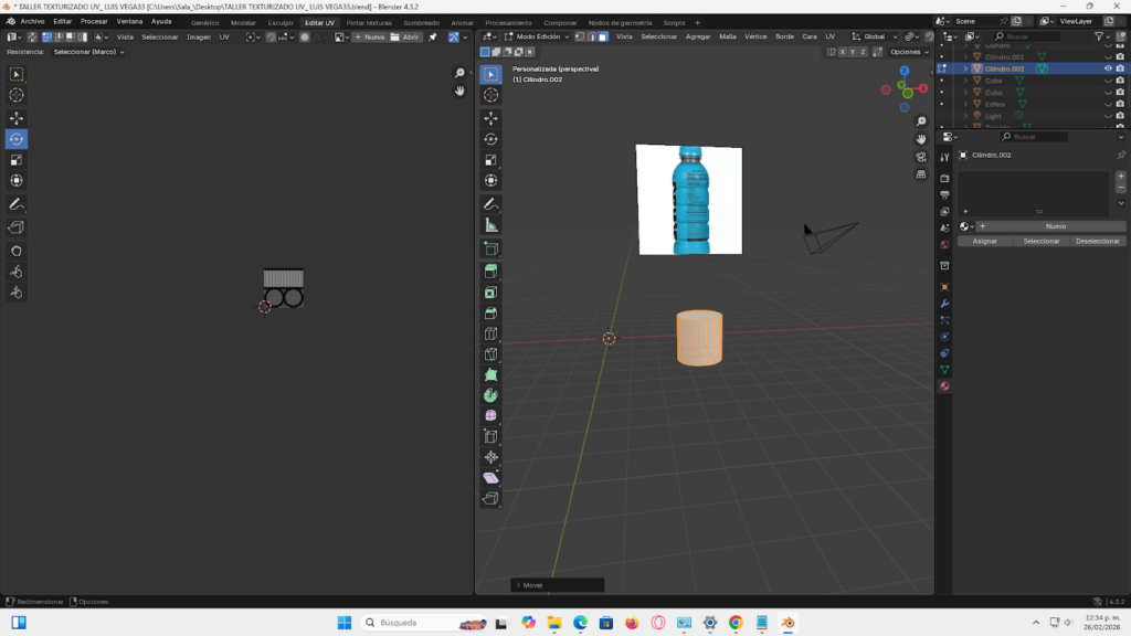 Proceso paso a paso del modelado 3D de una botella energizante en Blender, comenzando desde un cilindro base, ajustes en modo edición, aplicación de loop cuts, biselado y extrusión para definir la forma. Se muestra la preparación de la malla, separación y modelado de la tapa, aplicación de modificador Subdivision Surface y desarrollo del mapeado UV para integrar la etiqueta y texturas realistas, finalizando con la unión completa del modelo optimizado.