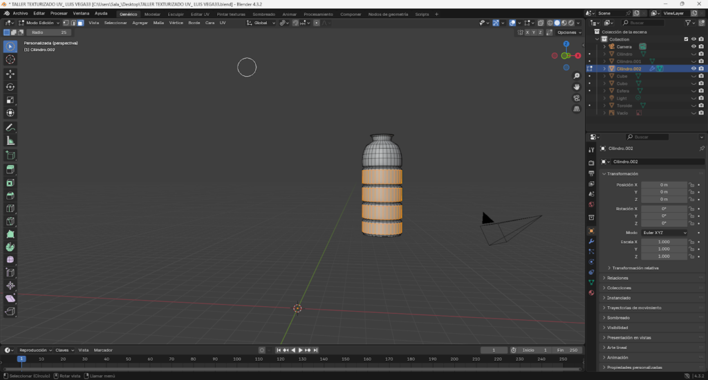 Proceso paso a paso del modelado 3D de una botella energizante en Blender, comenzando desde un cilindro base, ajustes en modo edición, aplicación de loop cuts, biselado y extrusión para definir la forma. Se muestra la preparación de la malla, separación y modelado de la tapa, aplicación de modificador Subdivision Surface y desarrollo del mapeado UV para integrar la etiqueta y texturas realistas, finalizando con la unión completa del modelo optimizado.