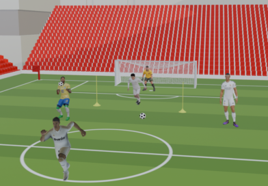 Coordinación y movimiento hacia el ataque