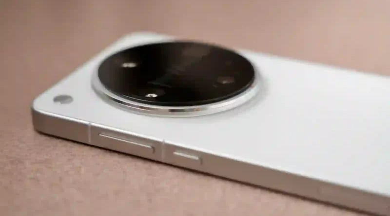 Módulo de cámaras de un celular moderno (foto de referencia: 李 先生, Pexels); no es el OPPO Find X10.
