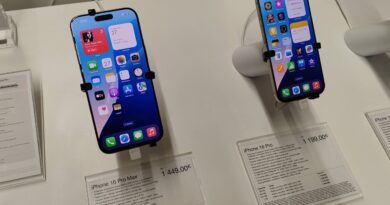iPhone 16 Pro, generación anterior de la línea (foto de referencia: Jakub CA, Wikimedia Commons, CC BY 4.0); no es el iPhone Duo plegable